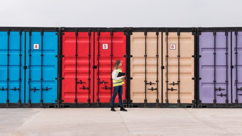 Importação via container exclusivo ou compartilhado (LCL)